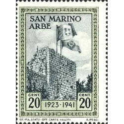 Riconsegna della bandiera italiana al comune di Arbe